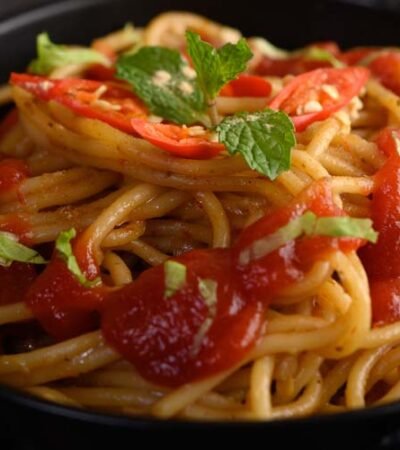 Spaghetti al Sugo di Pomodoro e Basilico 1