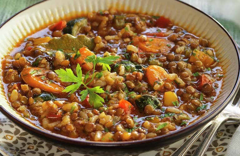Sopa de lentejas con verduras