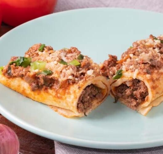 Canelones de carne molida con piña